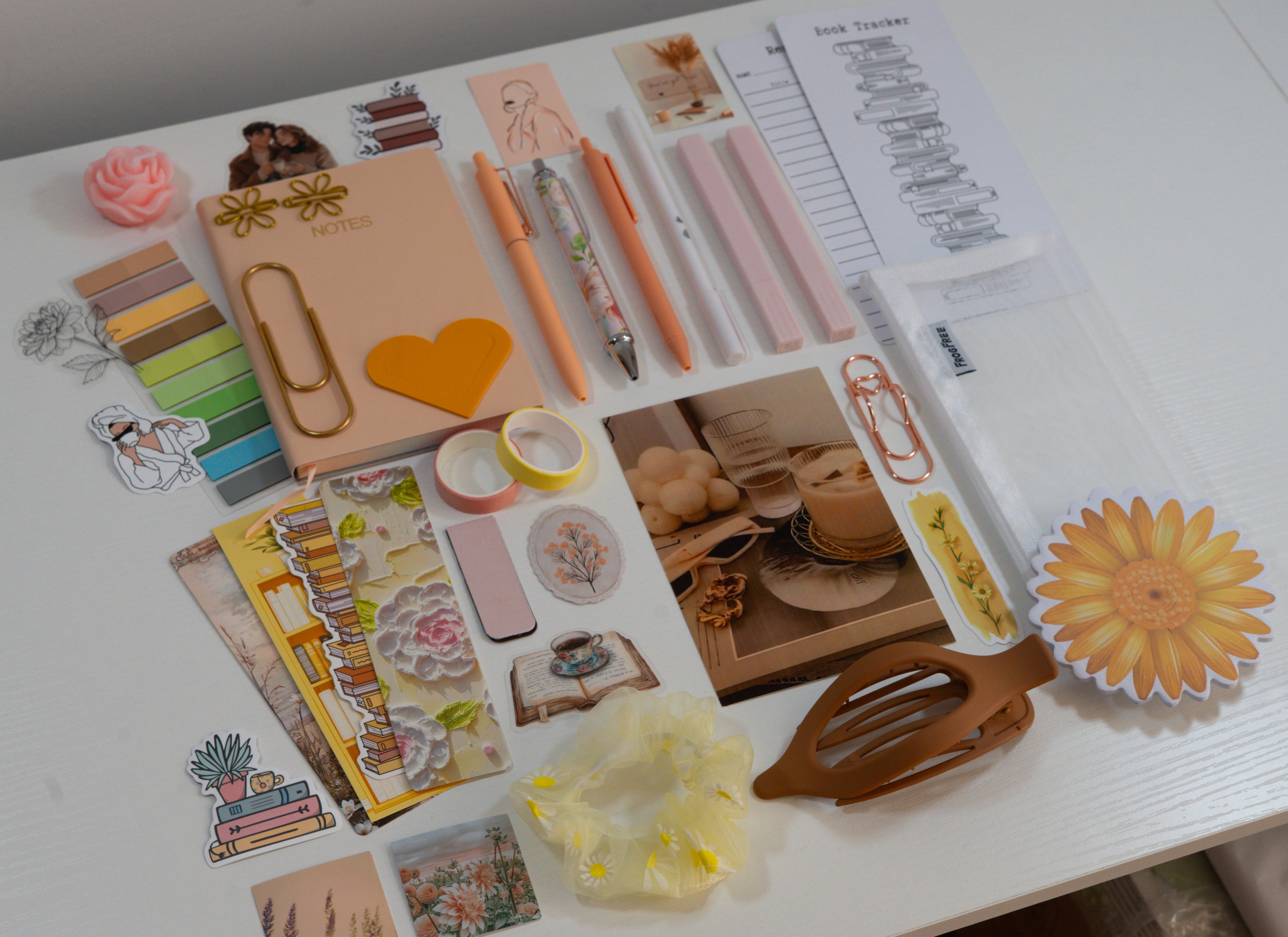 🧡 Sunset Chapters – Cozy Stationery Gift Box