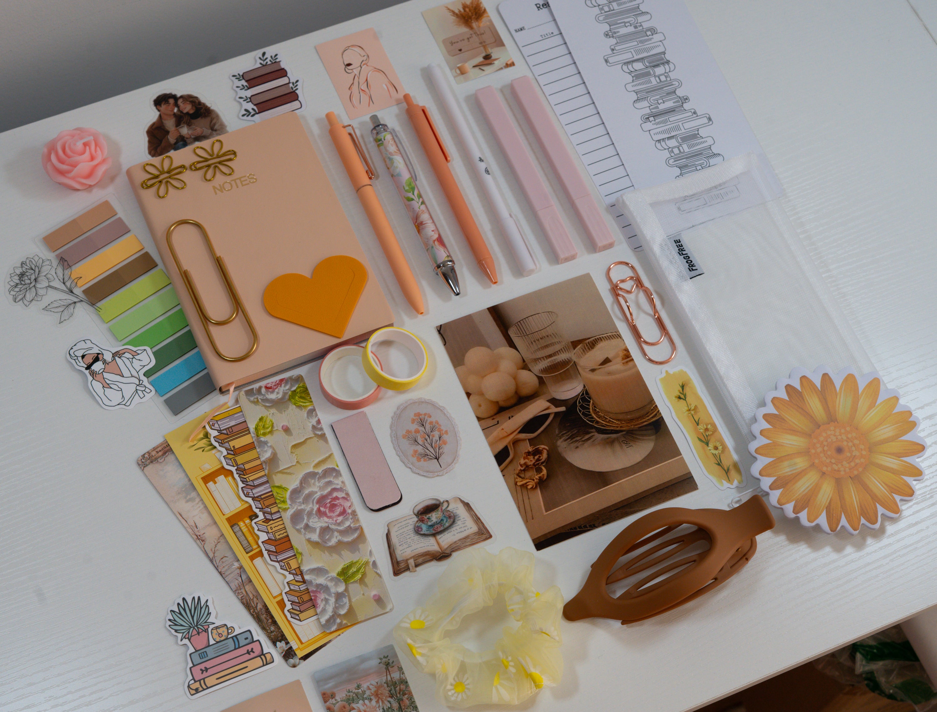 🧡 Sunset Chapters – Cozy Stationery Gift Box