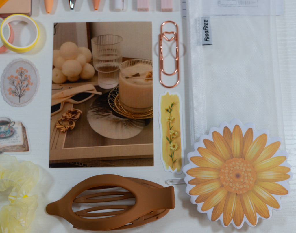 🧡 Sunset Chapters – Cozy Stationery Gift Box