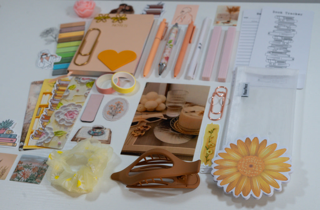 🧡 Sunset Chapters – Cozy Stationery Gift Box