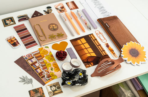 🤎 Autumn Chapters – Cozy Stationery Gift Box