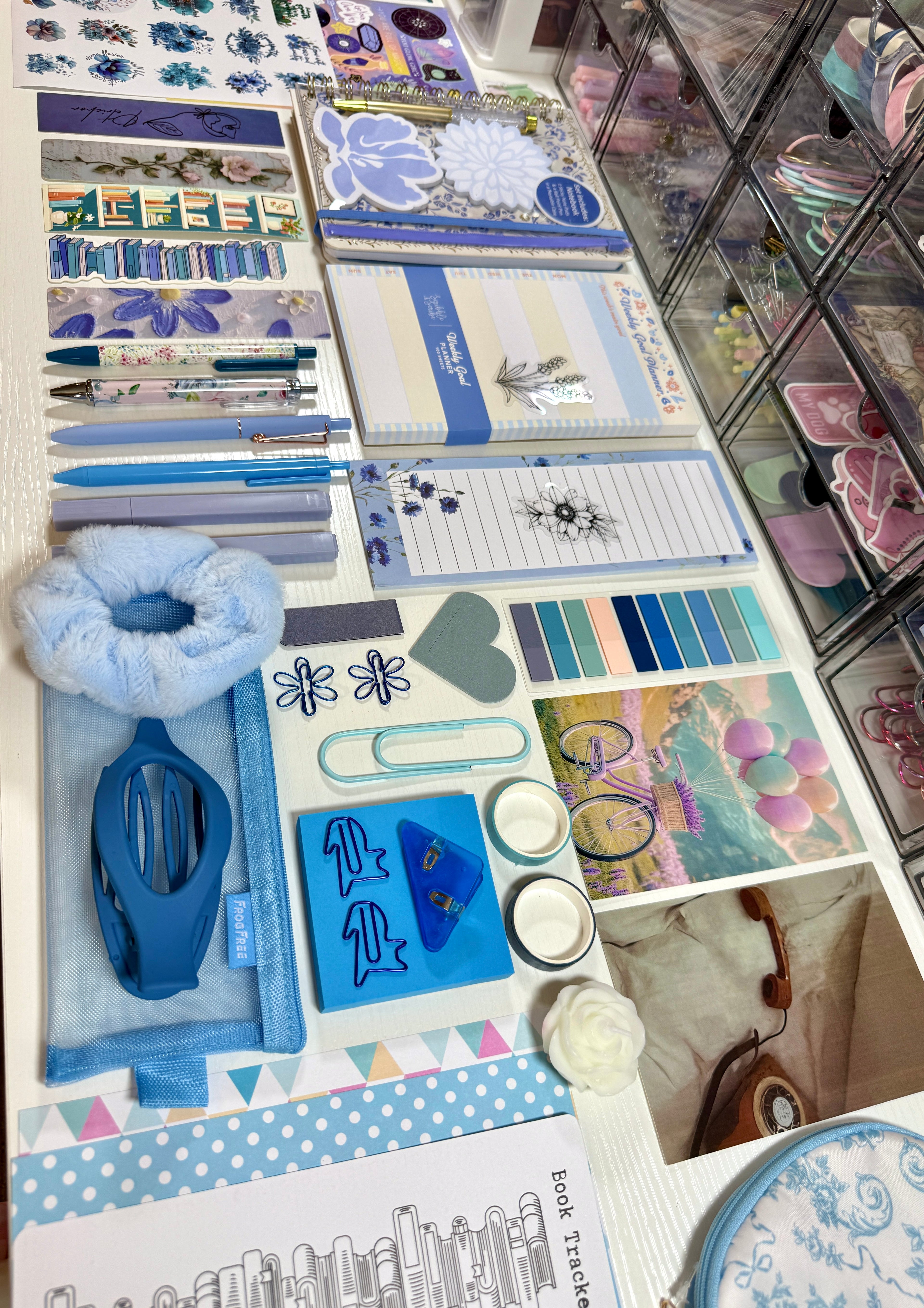 💙 Blue Chapters – Cozy Stationery Gift Box
